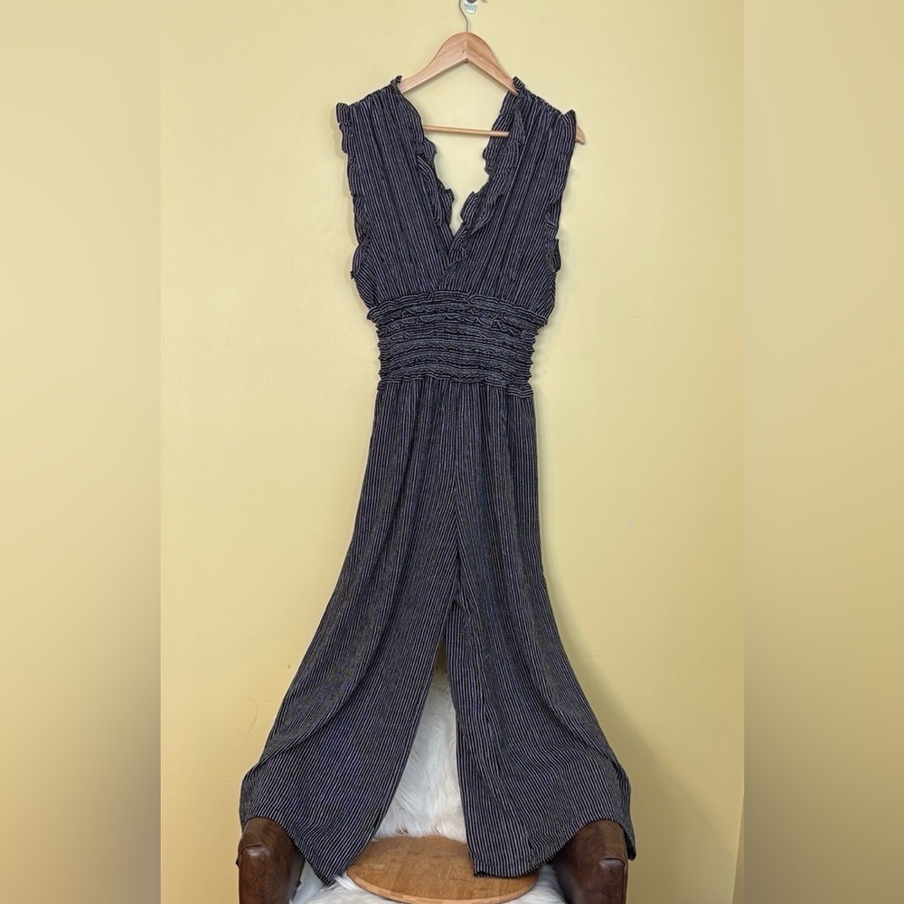Max Studio | Ruffled Deep V-neck Wide Smocked Elastic Waist Wide Leg Jumpsuit M - Picture 3 of 9